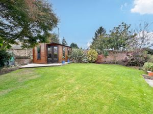 Photo 29- click for photo gallery